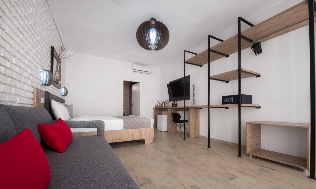 فندق Boutique 23 Douăzeci şi Trei August المظهر الخارجي الصورة
